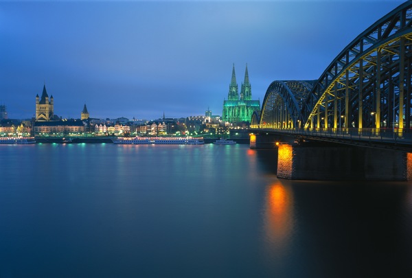 DECGN - Cologne - Rhine Panorama with Great St. Martin's Church, Cathedral and Hohenzollern Bridge, at Night - Credits GNTB Kiedrowski Rainer.jpg